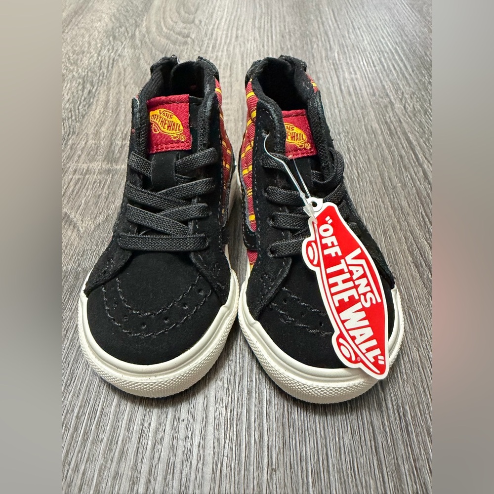 Vans x Harry Potter Sk8-Hi "Gryffindor" toddler shoes NWT-Small marker mark - Picture 2 of 6